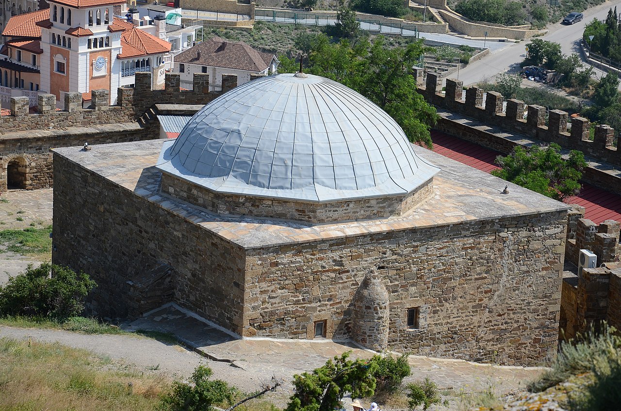 Мечеть Падишах Джамі у фортеці