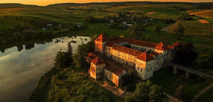 Замок у Свіржі, вид згори