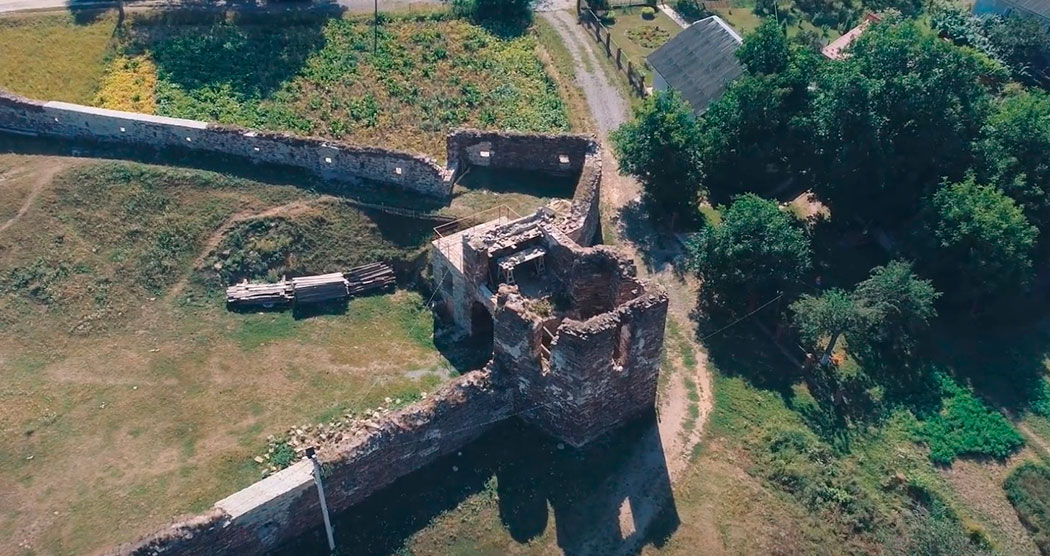 Підзамочівський замок